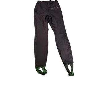 Obermeyer Women’s Black Ski Snow Pants Size 6 Fleece Lined Softshell Stirrup